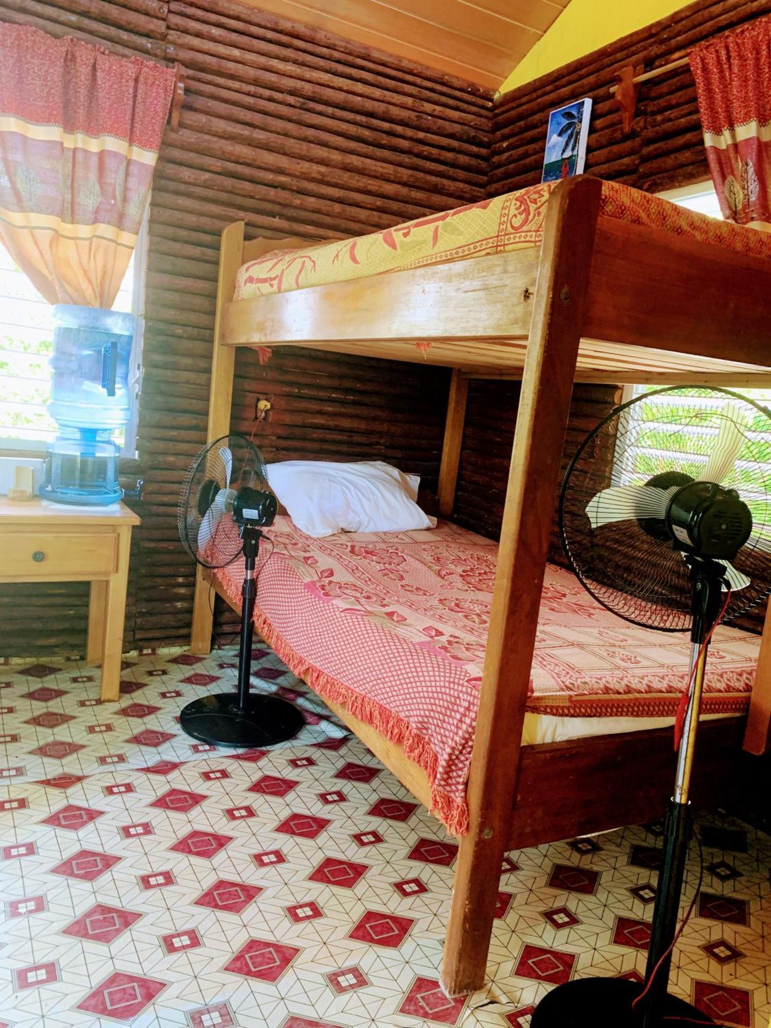 הופקינס Palmento Grove Garifuna Eco-Cultural & Healing Institute מראה חיצוני תמונה