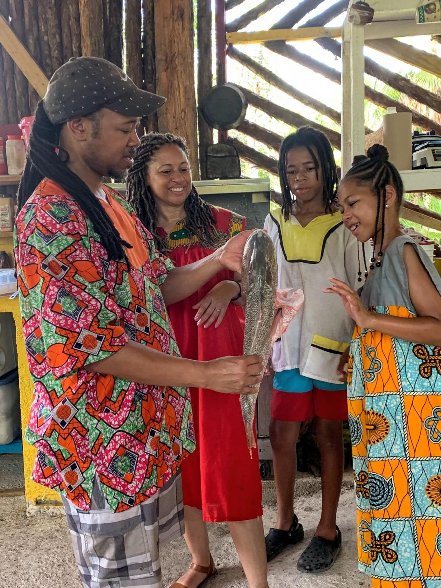 הופקינס Palmento Grove Garifuna Eco-Cultural & Healing Institute מראה חיצוני תמונה